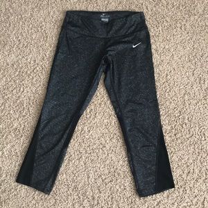 Nike Dri Fit Cropped Leggings